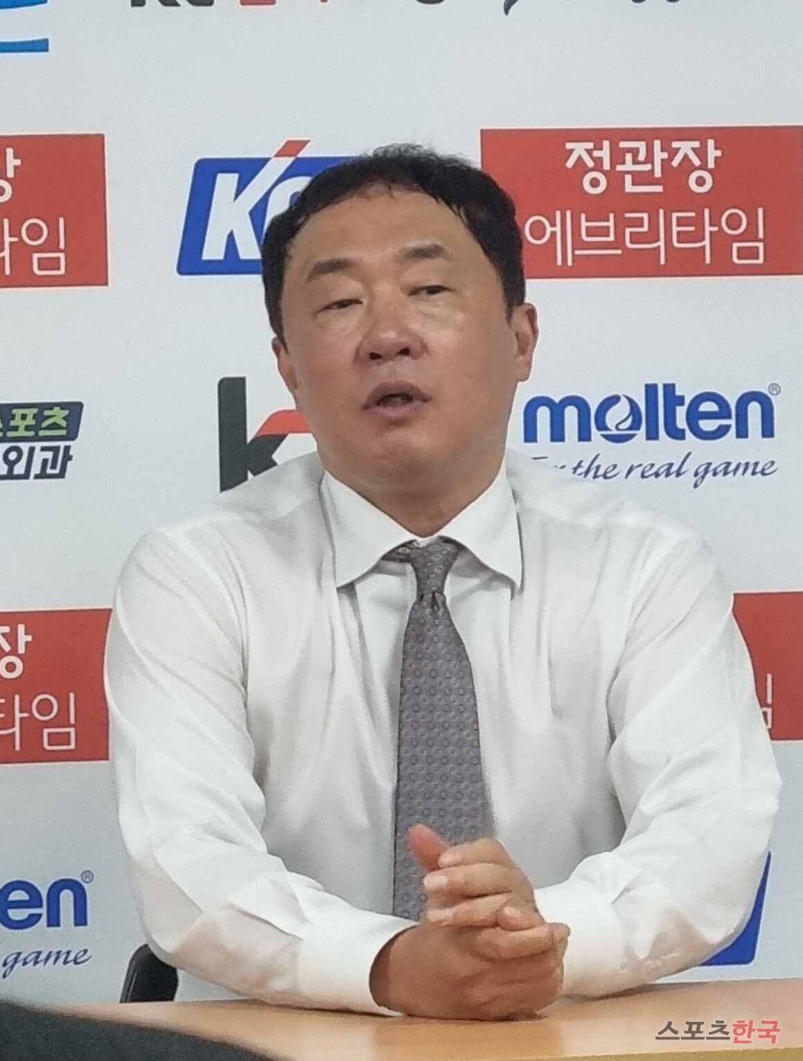 개인 통산 4번째 플레이오프 우승을 이룬 전창진 부산 KCC 감독. ⓒ스포츠한국 김성수 기자