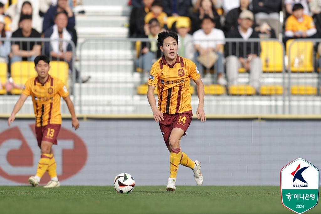 지난 3월 축구 국가대표로서 데뷔전을 치른 광주FC 미드필더 정호연. ⓒ프로축구연맹